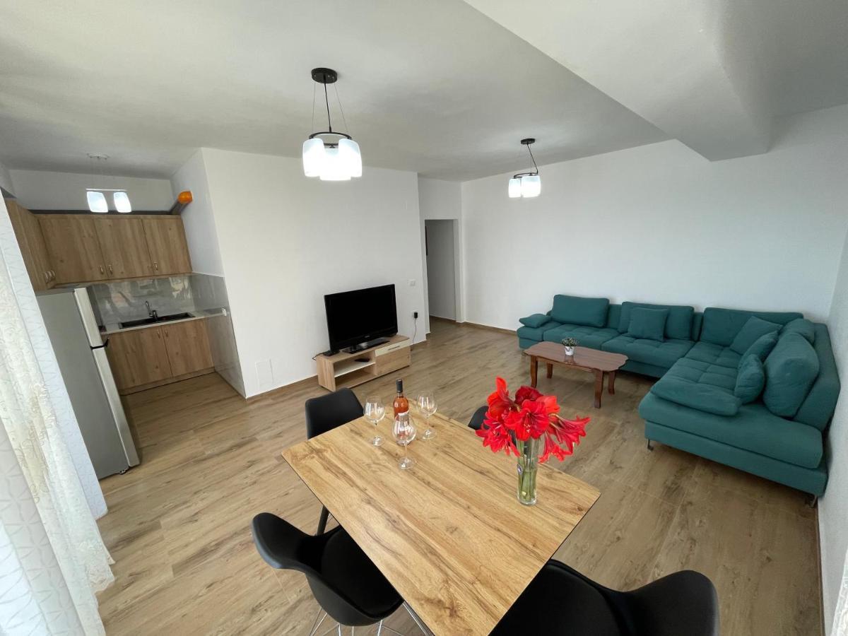 Luxury Sea View Apartaments Sarande Exterior photo