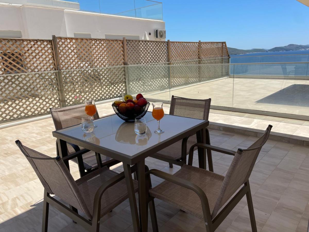 Luxury Sea View Apartaments Sarande Exterior photo