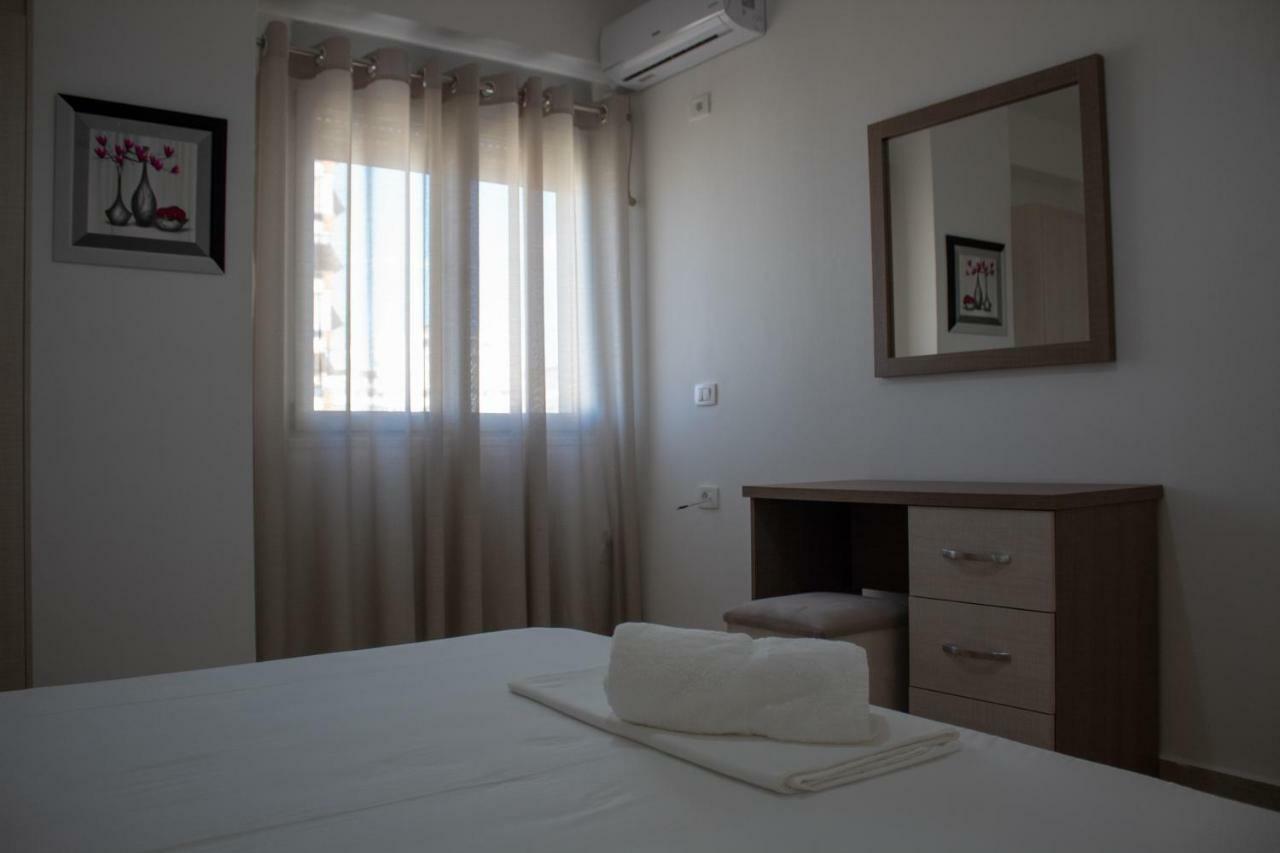 Luxury Sea View Apartaments Sarande Exterior photo